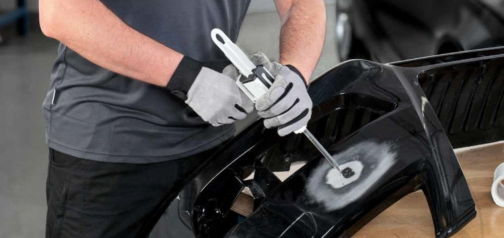 Q-Refinish Kunststoffreparatur